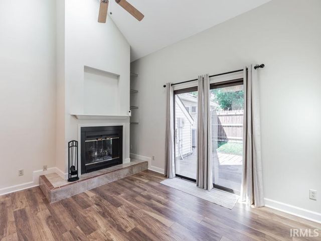 5611 Maple Lane, Newburgh, IN 47630