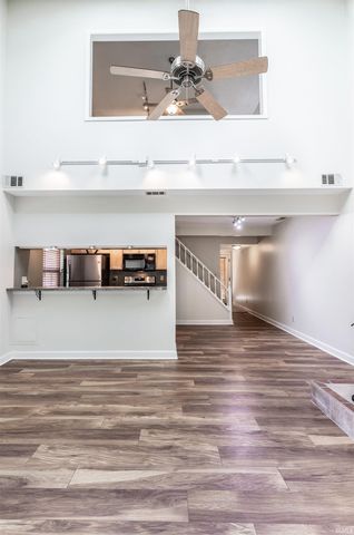 5611 Maple Lane, Newburgh, IN 47630