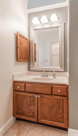 5611 Maple Lane, Newburgh, IN 47630