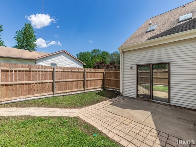 5611 Maple Lane, Newburgh, IN 47630