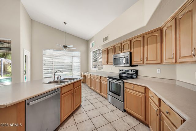 4049 E ASPEN Way, Gilbert, AZ 85234