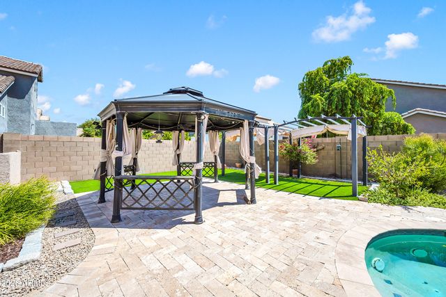 4049 E ASPEN Way, Gilbert, AZ 85234