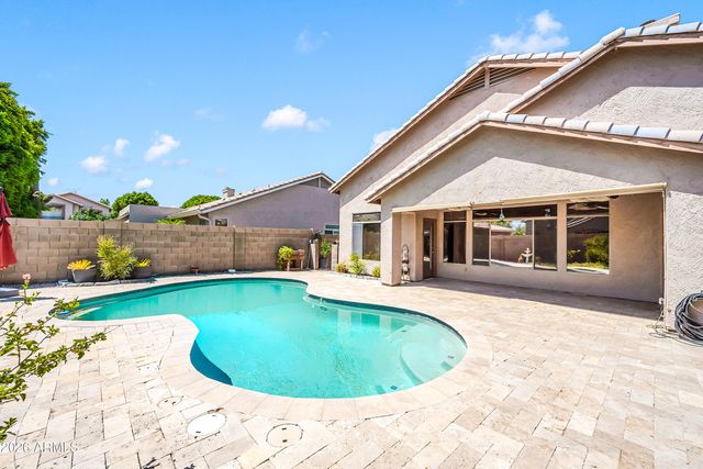 4049 E ASPEN Way, Gilbert, AZ 85234