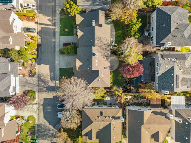 34 Elmwood Dr, San Ramon, CA 94583