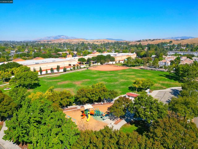 34 Elmwood Dr, San Ramon, CA 94583