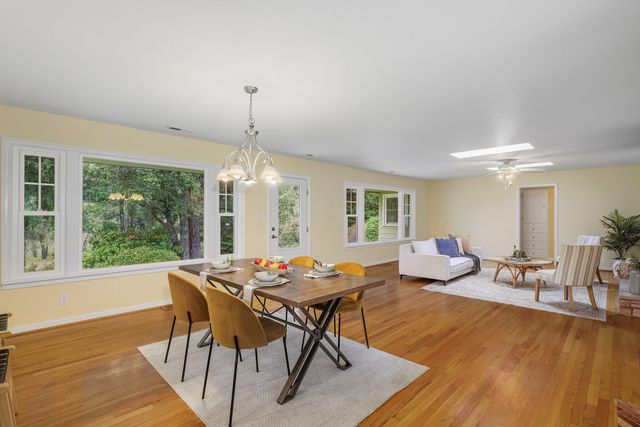 5270 Rogue River Highway, Grants Pass, OR 97527