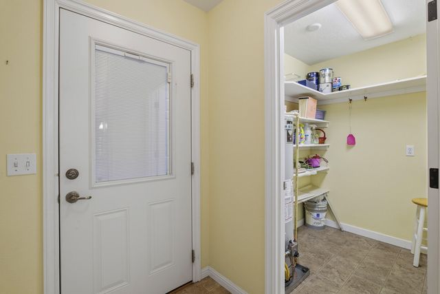 5270 Rogue River Highway, Grants Pass, OR 97527