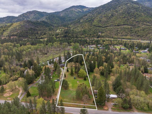 5270 Rogue River Highway, Grants Pass, OR 97527