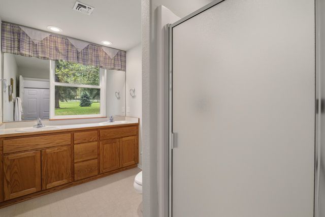 5270 Rogue River Highway, Grants Pass, OR 97527