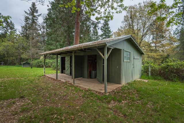 5270 Rogue River Highway, Grants Pass, OR 97527