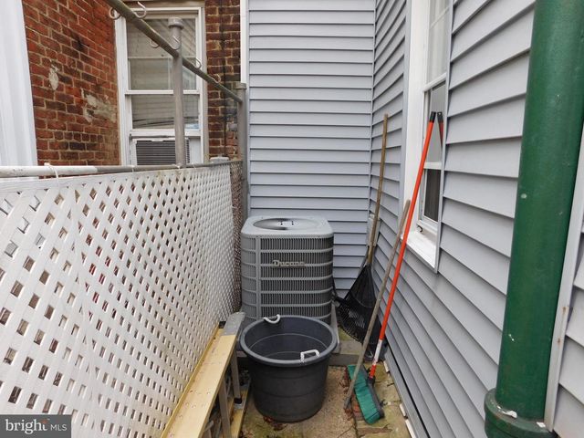 2216 TULIP ST, Philadelphia, PA 19125