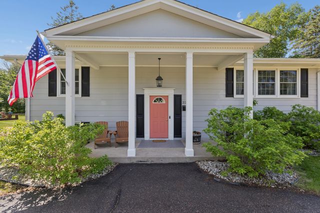 2255 Orkla Drive, Golden Valley, MN 55427