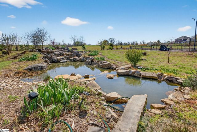 4588 N Highway 14, Greer, SC 29651