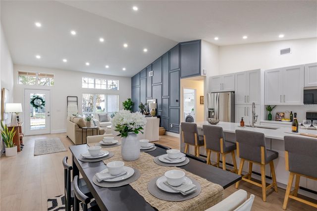 10208 THICKET POINT WAY, Tampa, FL 33647