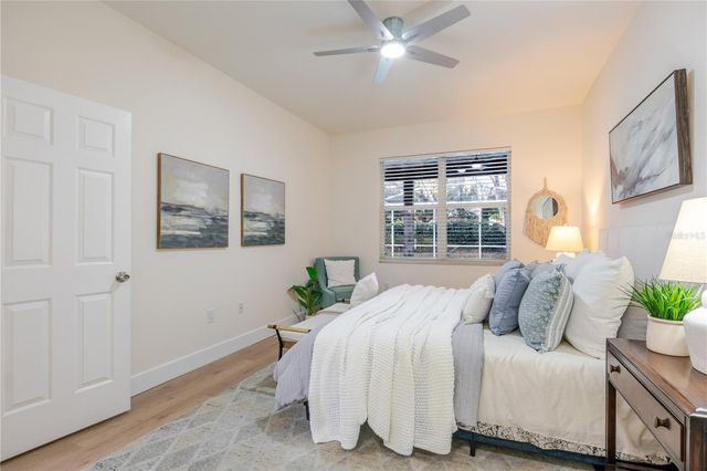 10208 THICKET POINT WAY, Tampa, FL 33647