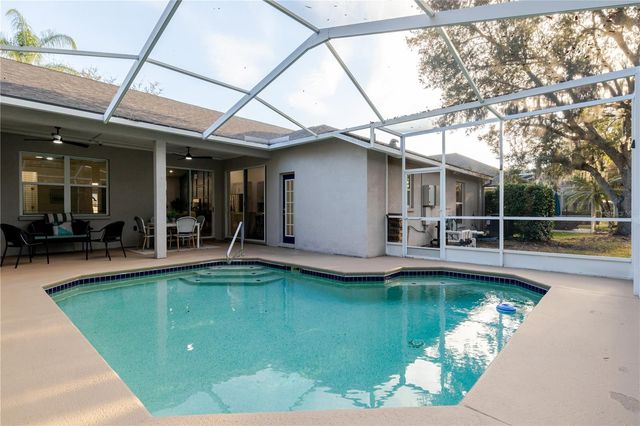 10208 THICKET POINT WAY, Tampa, FL 33647