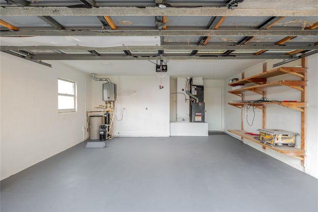 10208 THICKET POINT WAY, Tampa, FL 33647