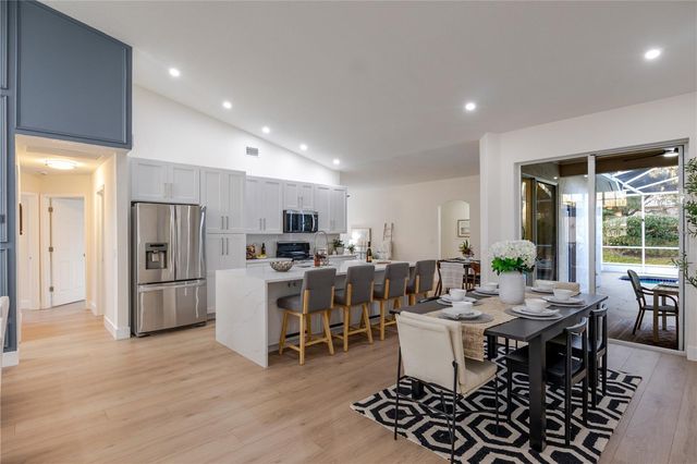 10208 THICKET POINT WAY, Tampa, FL 33647