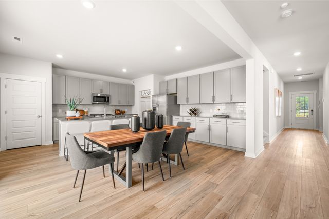 112 Longwood Drive, Lebanon, TN 37087