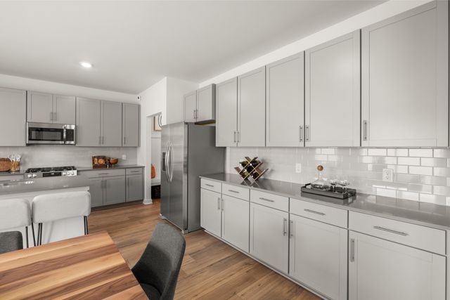 112 Longwood Drive, Lebanon, TN 37087