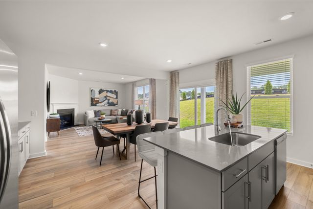 112 Longwood Drive, Lebanon, TN 37087