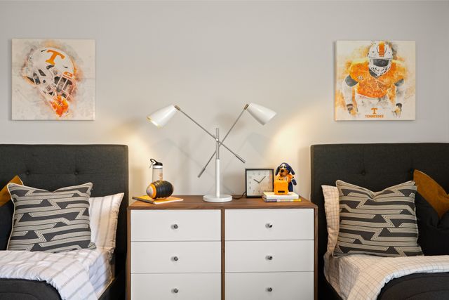 112 Longwood Drive, Lebanon, TN 37087