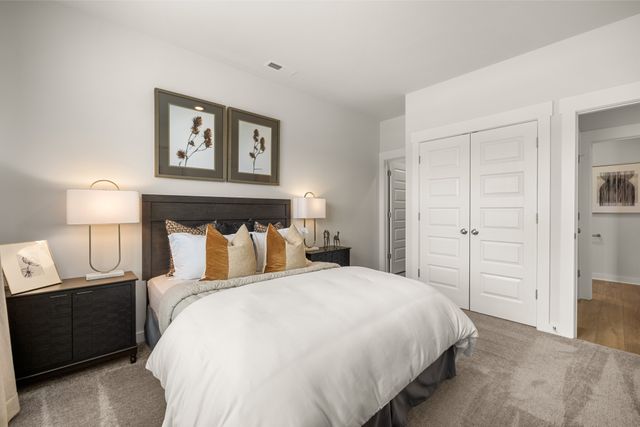 112 Longwood Drive, Lebanon, TN 37087