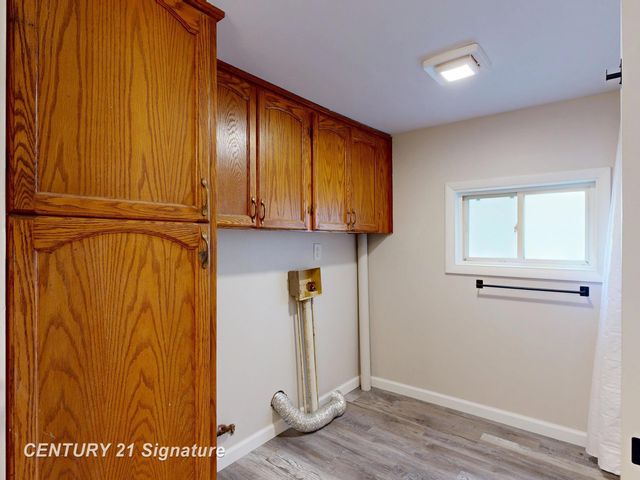 1500 N Charles Street, Saginaw, MI 48602