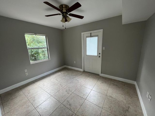 1883 Breezy Lane, West Palm Beach, FL 33417