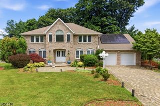 37 Continental Rd, Parsippany-troy Hills Twp., NJ 07950