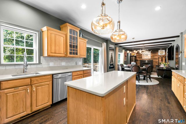 169 North Park Avenue, Easton, CT 06612