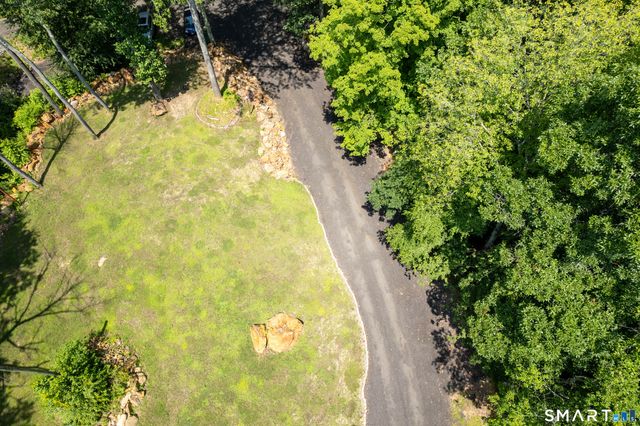 169 North Park Avenue, Easton, CT 06612