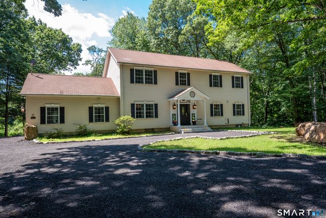169 North Park Avenue, Easton, CT 06612
