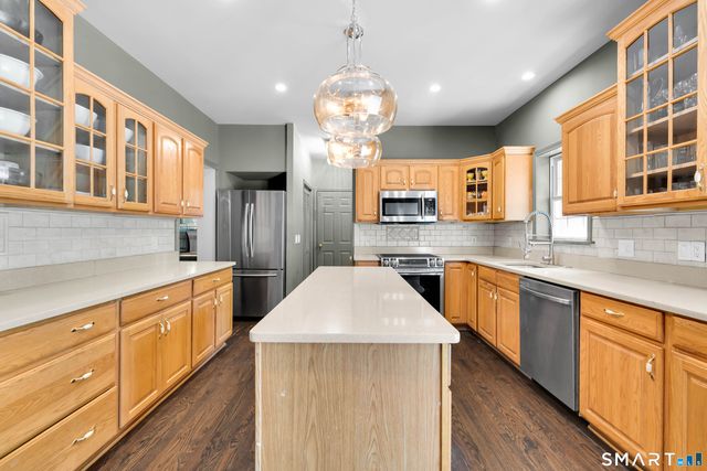 169 North Park Avenue, Easton, CT 06612