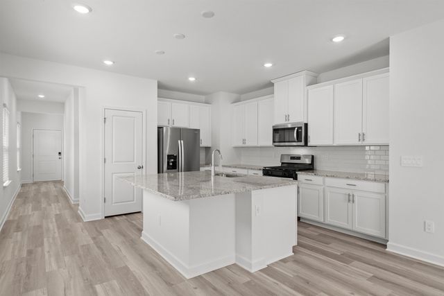 8223 Essence Dr., Longs, SC 29568