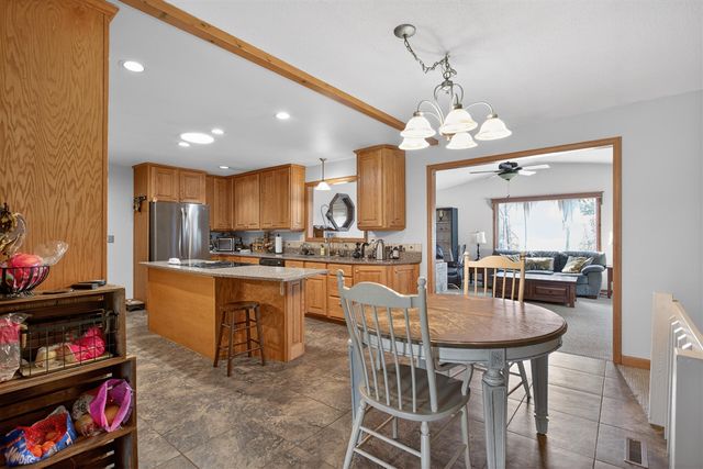 9437 Fisk Road, Parma, MI 49269