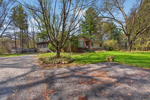 9437 Fisk Road, Parma, MI 49269