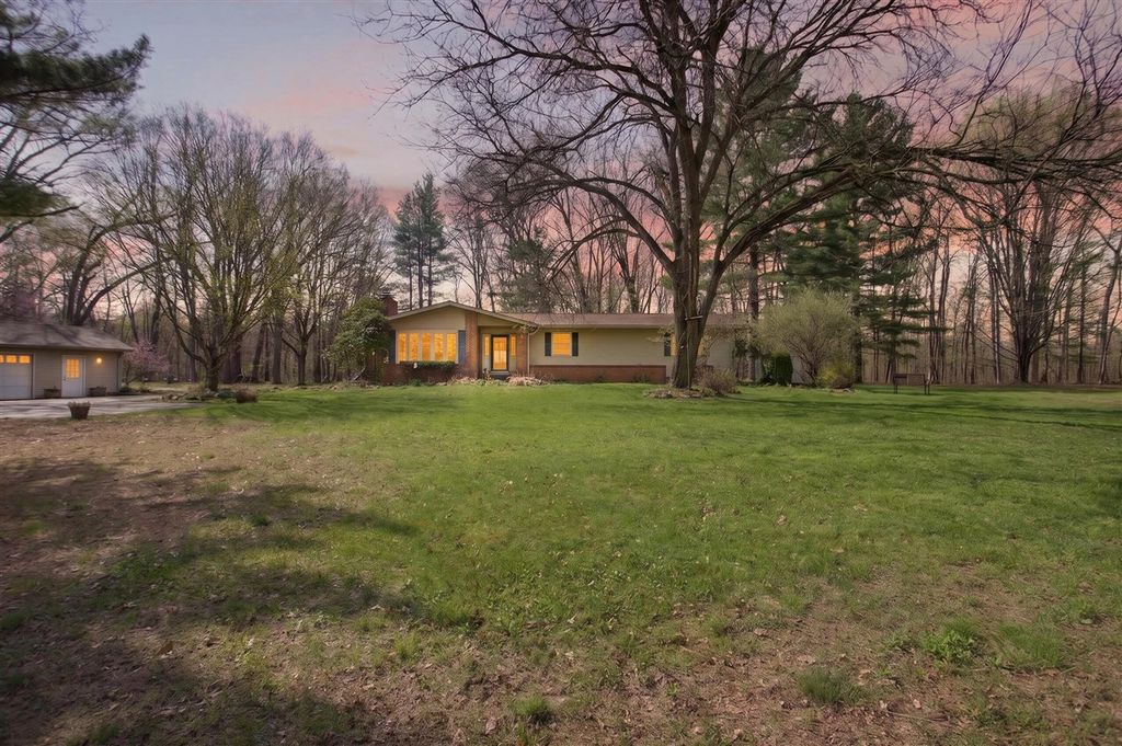 9437 Fisk Road, Parma, MI 49269