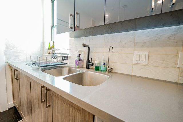 2401 Crawford Street A212, Houston, TX 77004