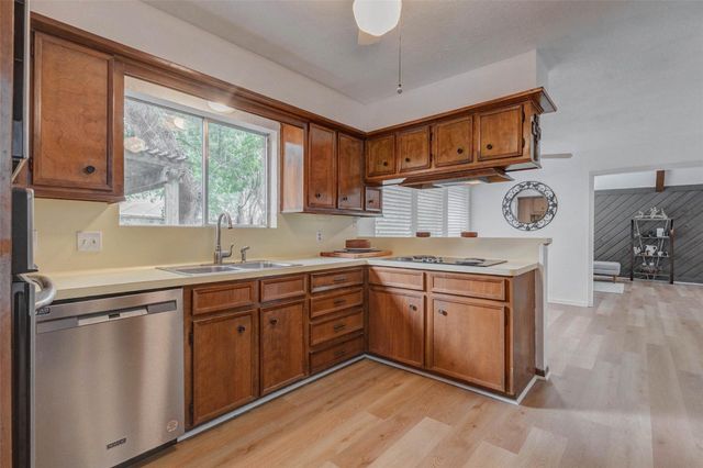 715 Dominion Drive, Katy, TX 77450