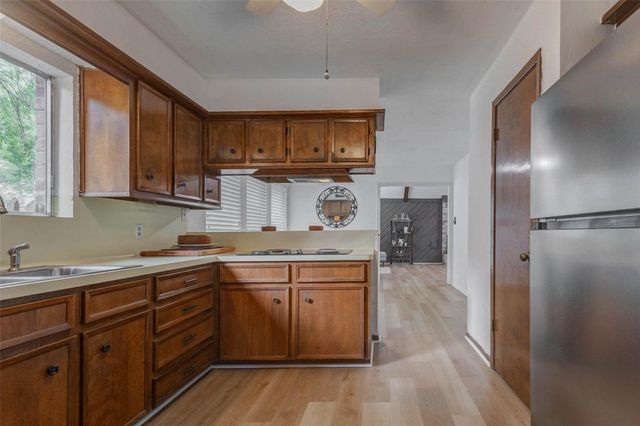 715 Dominion Drive, Katy, TX 77450