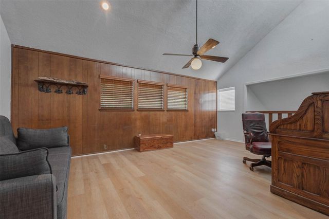715 Dominion Drive, Katy, TX 77450