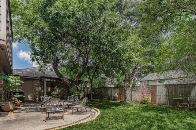 715 Dominion Drive, Katy, TX 77450
