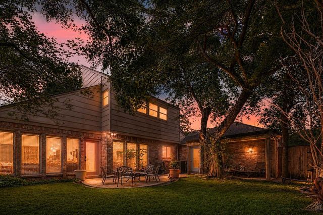 715 Dominion Drive, Katy, TX 77450