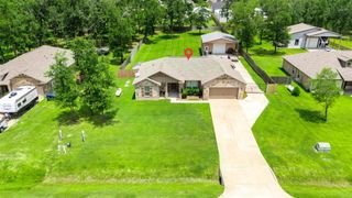 193 Road 662, Dayton, TX 77535