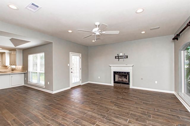 13333 Parwood Ave, Baton Rouge, LA 70816