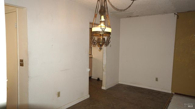 522 Santa Alicia Dr, Rohnert Park, CA 94928