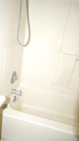 522 Santa Alicia Dr, Rohnert Park, CA 94928