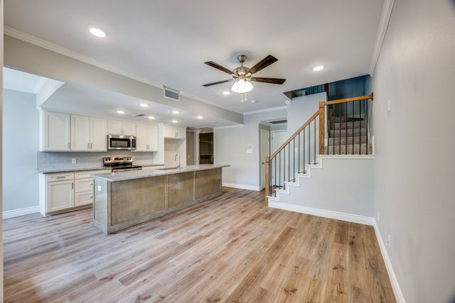 5325 Bent Tree Forest Drive 2222, Dallas, TX 75248