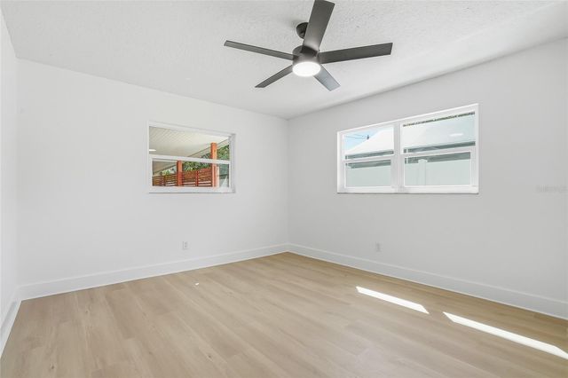 1339 35TH STREET N, St Petersburg, FL 33713